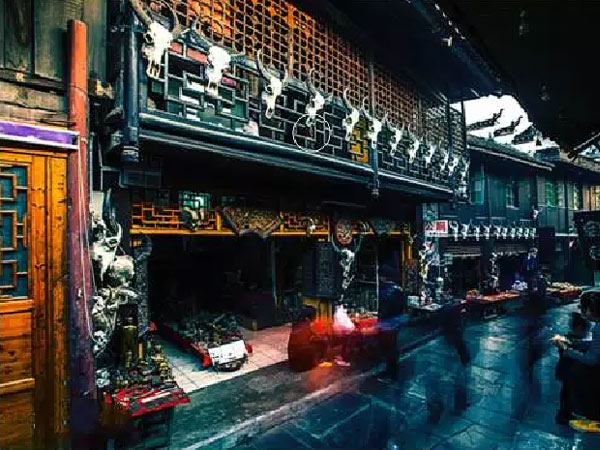 湘西芙蓉鎮(zhèn)、紅石林（坐龍峽、酉水畫廊）高品質(zhì)汽車2日游