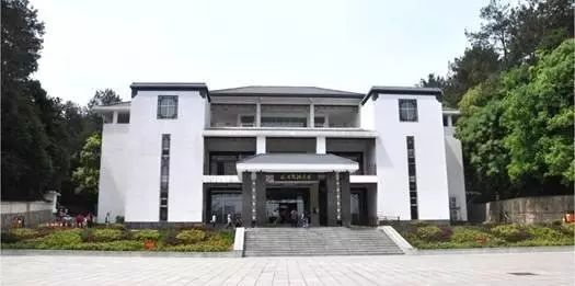 長(zhǎng)沙三珍虎園、楊開慧故居一日游