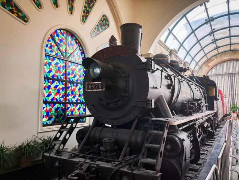 長沙?華誼兄弟電影小鎮(zhèn)、李自健美術(shù)館一日游