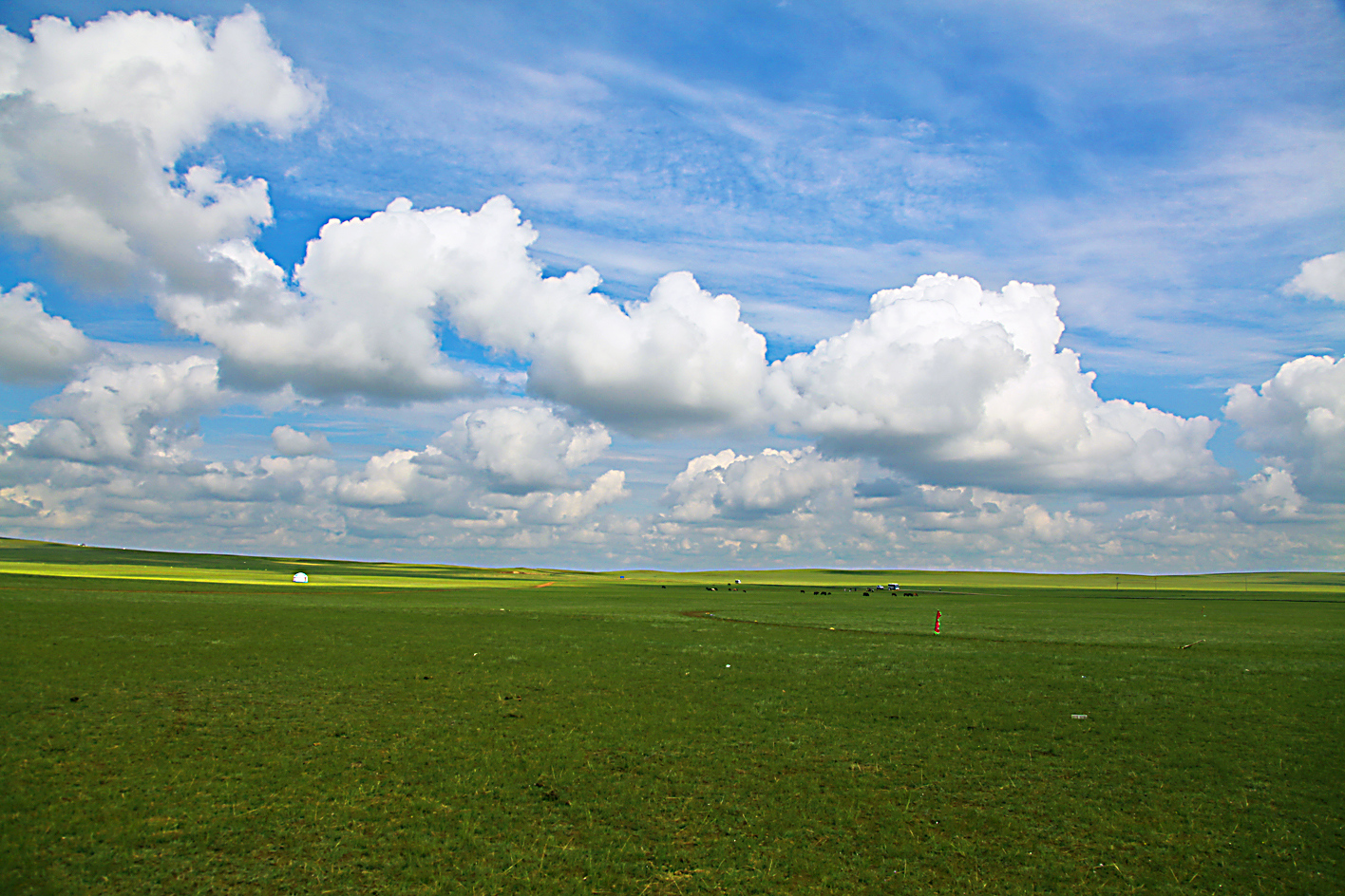 (人氣草原、5A響沙灣、歡樂牧場、內(nèi)蒙古博物院、夢幻水世界)雙飛5日親子游