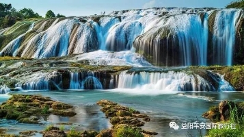 貴州黃果樹大瀑布、梵凈山、西江千戶苗寨、荔波大小七孔、鎮(zhèn)遠(yuǎn)古城遵義會議會址、息烽集中營汽車七日游