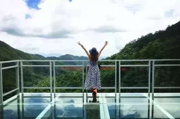 國(guó)際和平城—芷江、懷化大峽谷負(fù)離子洗肺體驗(yàn)二日游