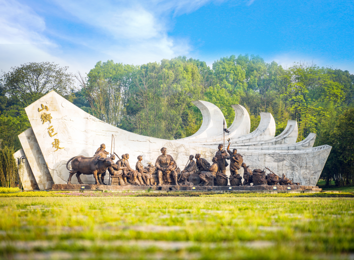 清溪村、天意木國(guó)景區(qū)、明清古巷、市博物館、胡林翼故居二日游